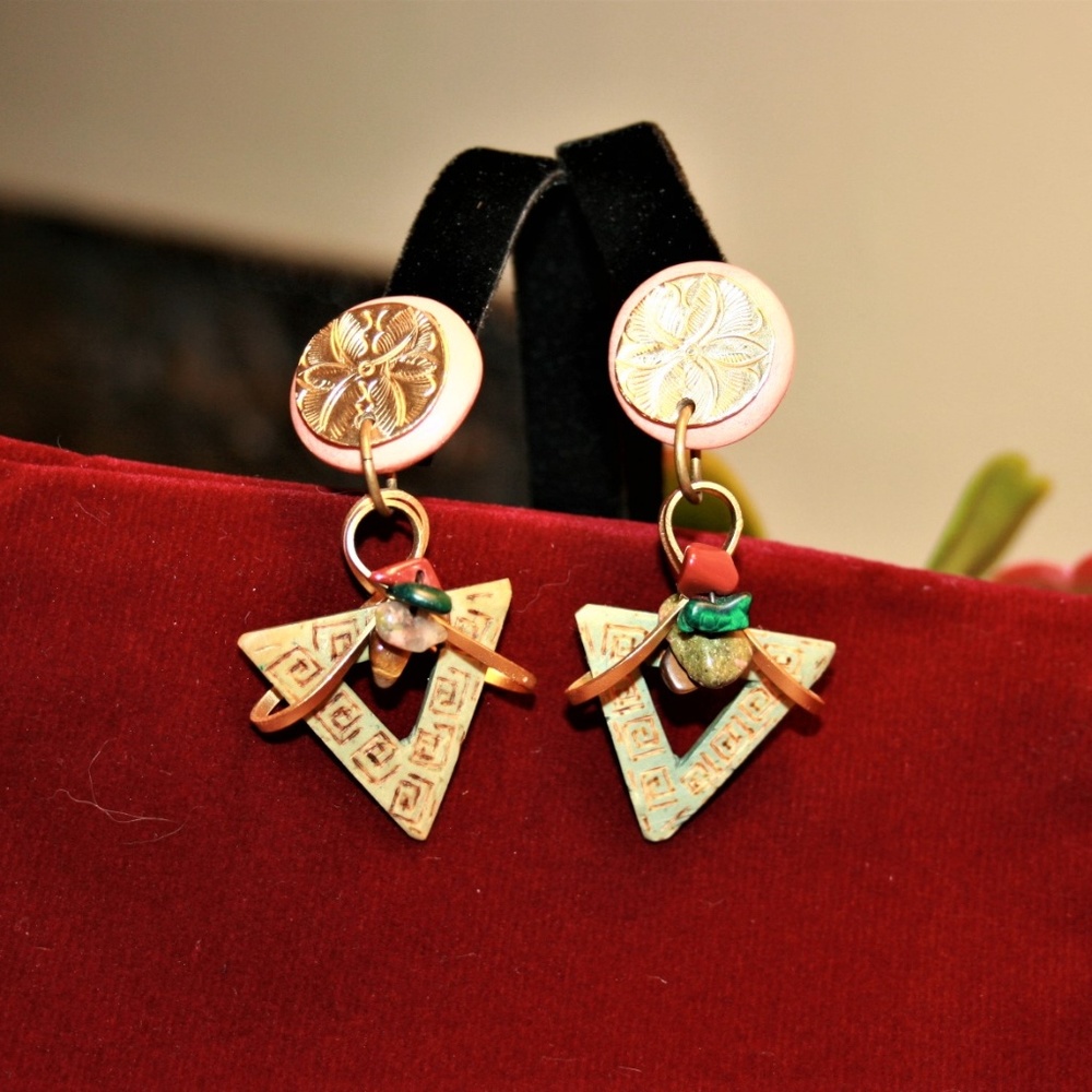 Dramatic accent earrings
